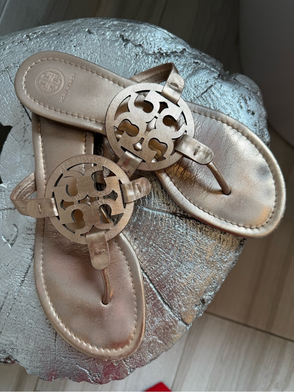Tory Burch Miller Metallic Thong Sandals - Rose Gold